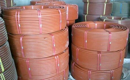 提升工程安全：聚乙烯(RPE)阻燃曲水穿线管在现代建筑中的应用